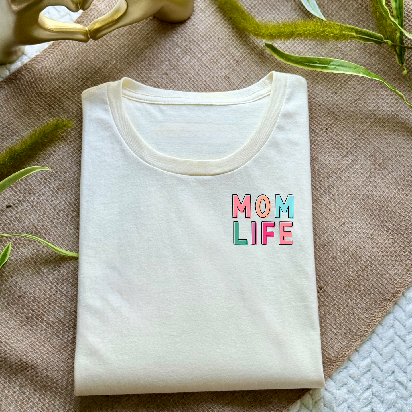 MOM LIFE - Lovin the Crew Tee